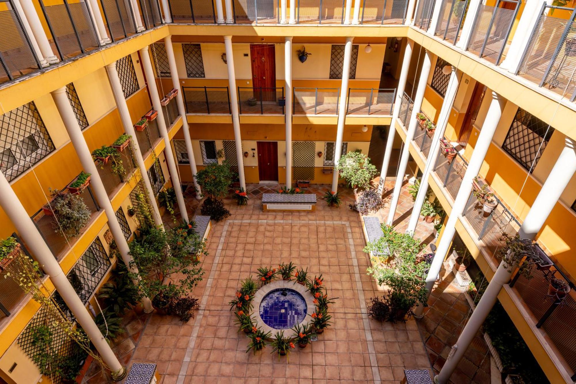 San Vicente-Museo Apartamento Sevilla Exterior foto
